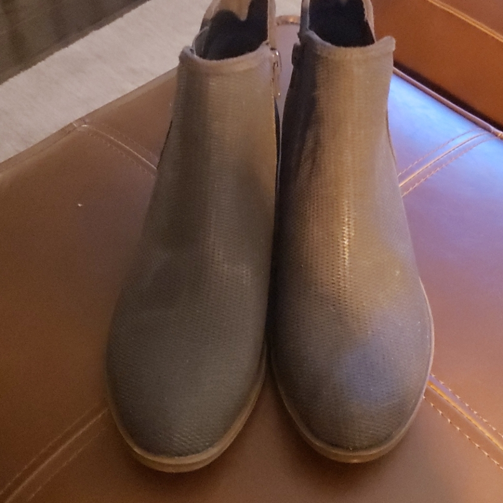 Kenzie Ankle Boots